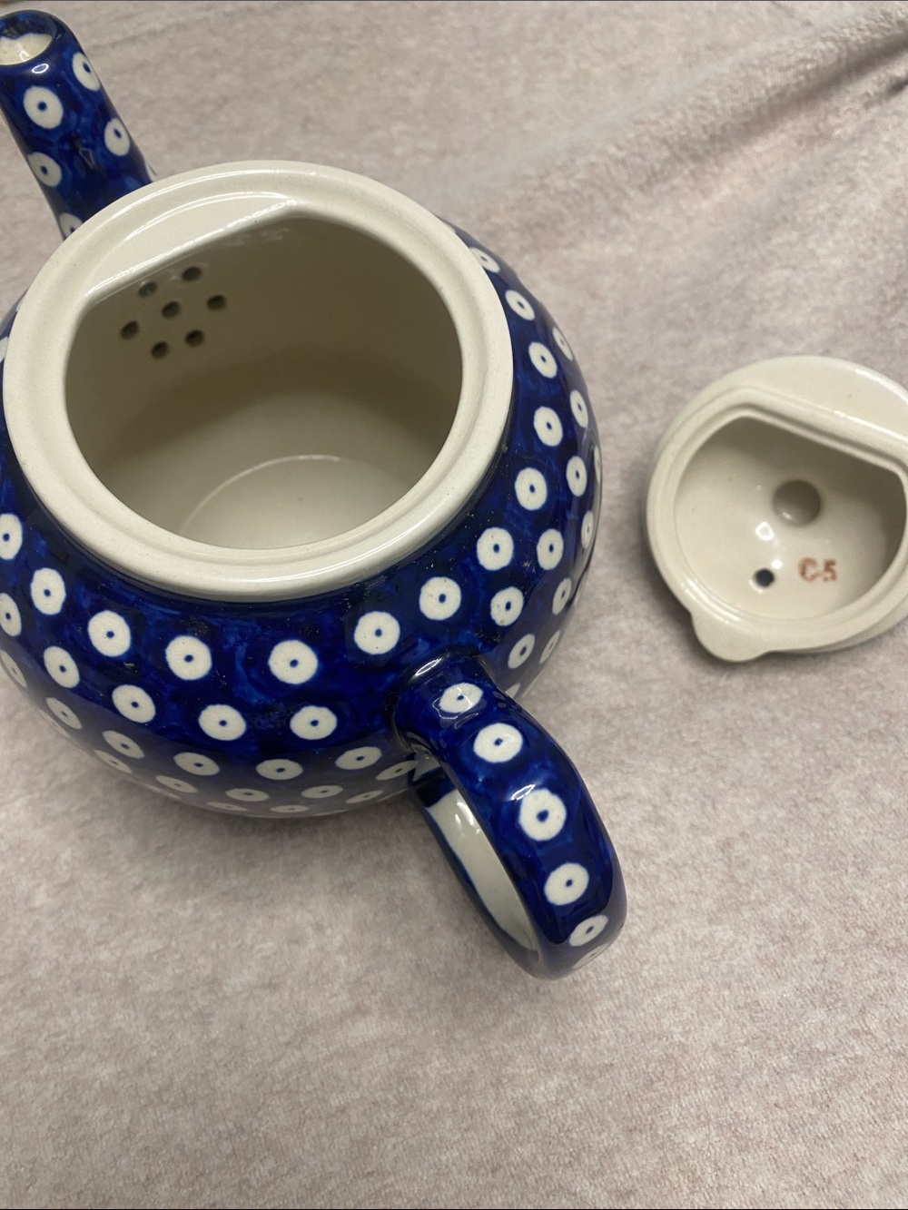 Blue Polka Dot Ceramic Teapot - Classic Kitchen Made in Poland - Picture 2 of 4